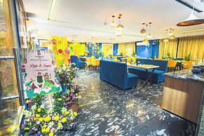 Orsom Stays Sassy Sector 53