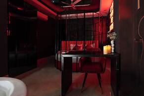 Orsom Stays Sassy Sector 53