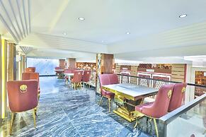 Orsom Stays Sassy Sector 53