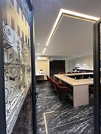 Orsom Stays Sassy Sector 53