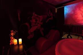 Orsom Stays Sassy Sector 53