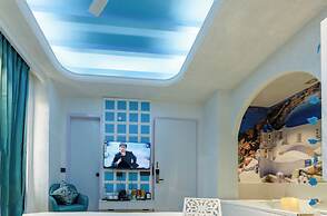 Orsom Stays Sassy Sector 53