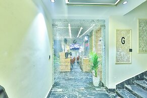 Orsom Stays Sassy Sector 53