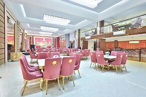 Orsom Stays Sassy Sector 53