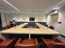 Orsom Stays Sassy Sector 53