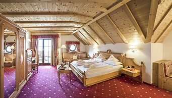 Hotel Ansitz Jakoberhof - Alpine Relax