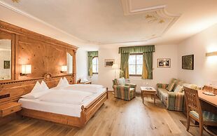 Hotel Ansitz Jakoberhof - Alpine Relax
