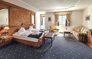 Hotel Ansitz Jakoberhof - Alpine Relax