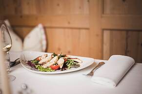 Hotel Ansitz Jakoberhof - Alpine Relax