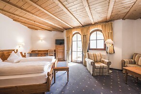 Hotel Ansitz Jakoberhof - Alpine Relax