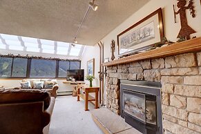 Vs741 Village Sqaure 3 Bedroom Condo by RedAwning