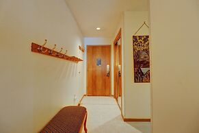 Vs741 Village Sqaure 3 Bedroom Condo by RedAwning