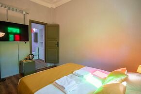 Latibule Macaron Guest House