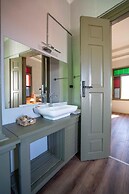 Latibule Macaron Guest House