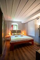 Latibule Macaron Guest House