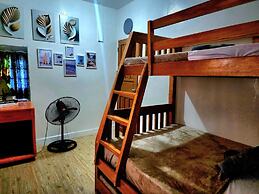 Casa Del Chen - Tranquil Beach Retreat in Aringay