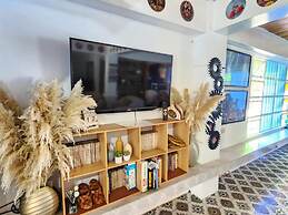 Casa Del Chen - Tranquil Beach Retreat in Aringay