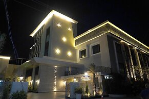 The Stella Hotel & Resort