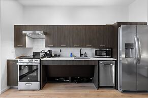 City & Bay Views in Downtown Miami