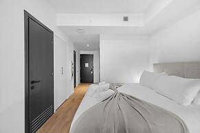 City & Bay Views in Downtown Miami