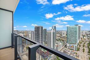 City & Bay Views in Downtown Miami