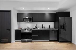 Luxury Studio with City & Bay Views