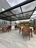 232 Concept Hotel