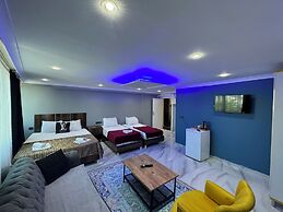 Grand Lara Hotel & Apartments