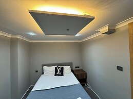 Grand Lara Hotel & Apartments