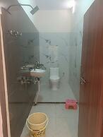 Madhur Kunj Guest House Pick and Drop