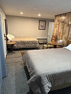 Fins and Feathers Lodge
