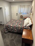 Fins and Feathers Lodge