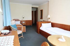 G. Hotel Müller