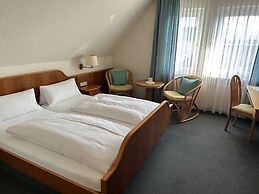G. Hotel Müller