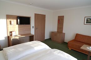 G. Hotel Müller