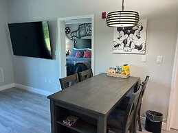 Free Parking Disney Shuttle