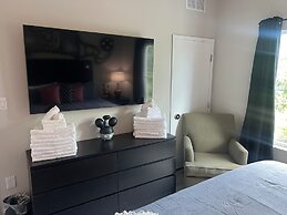 Free Parking Disney Shuttle