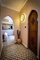RIAD MALAÏKA