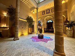 RIAD MALAÏKA