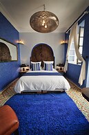 RIAD MALAÏKA