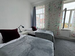 4 room new apartment center contactless