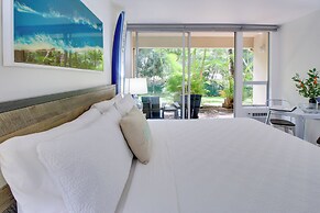 Steps to Beach: Kihei Studio w/ Scenic Lanai!