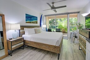 Steps to Beach: Kihei Studio w/ Scenic Lanai!