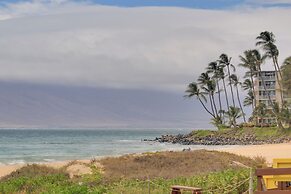 Steps to Beach: Kihei Studio w/ Scenic Lanai!