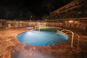 Kihei Beach Retreat w/ Pool Access, Walk to Shore!