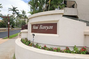 Kihei Condo w/ Pool Access & Lanai, Walk to Beach!