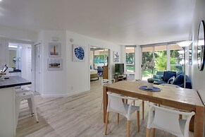 Kihei Condo w/ Pool Access & Lanai, Walk to Beach!