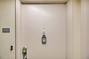 Kihei Condo w/ Pool Access & Lanai, Walk to Beach!