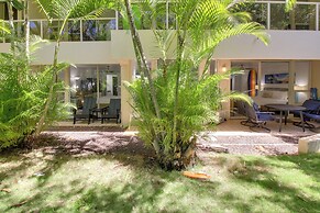 Kihei Condo w/ Pool Access & Lanai, Walk to Beach!