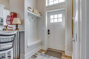 West Lafayette Home ~ 3 Mi to Purdue Campus!